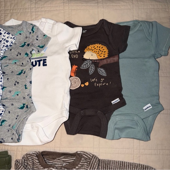 (36 Pieces) Mixed Lot Of Baby Boy Newborn Clothes - Picture 6 of 11